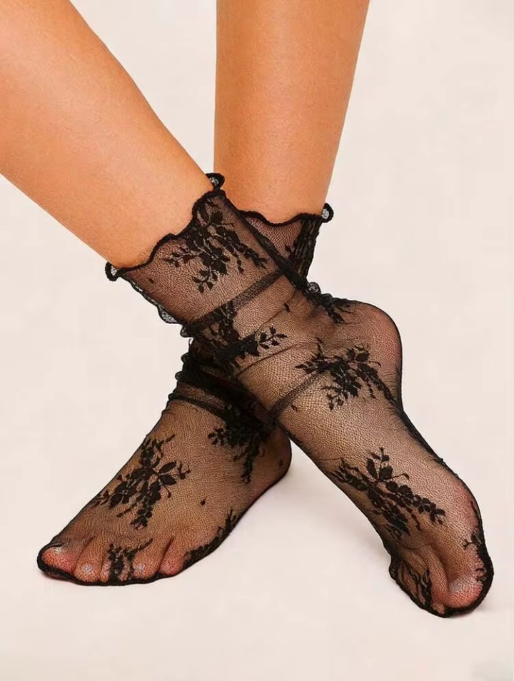 Women's Black Sheer Floral Lace Ankle Socks with Lettuce Edge Trim