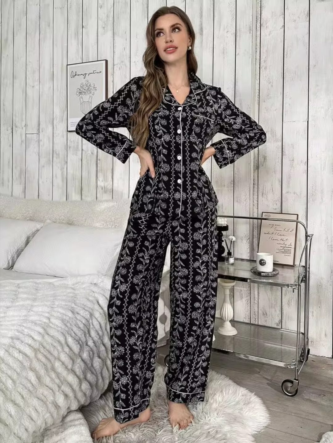 Women’s Vintage Monochrome Floral Printed Notch Collar Pajama Set - Black
