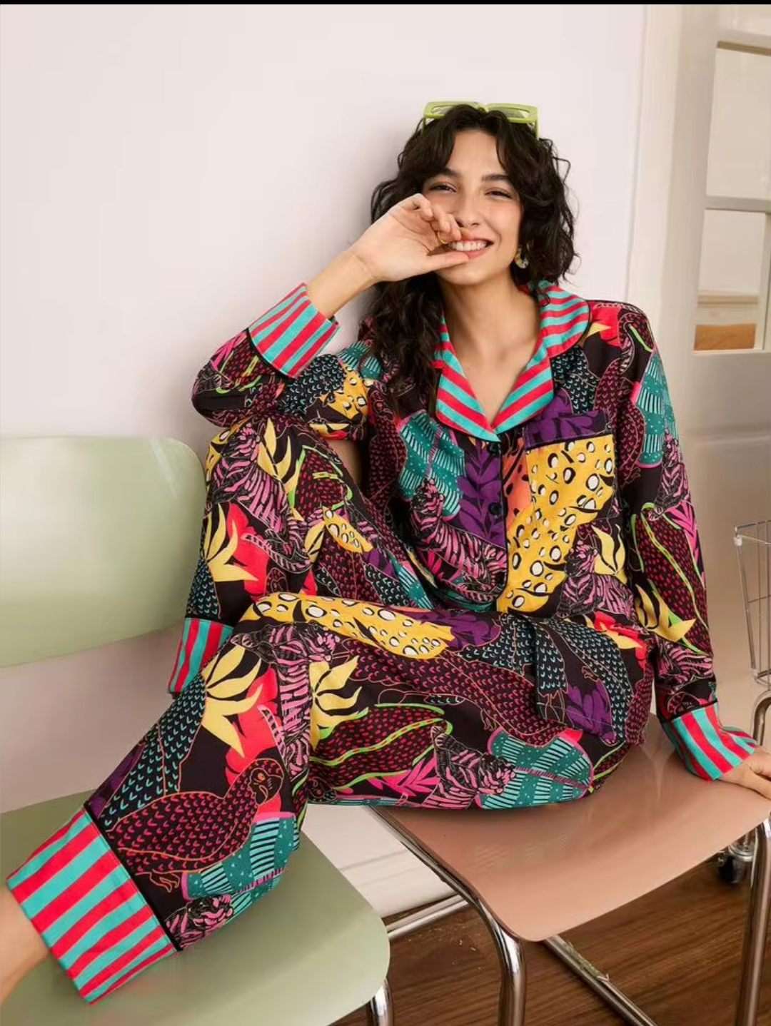 Women’s Vibrant Tropical Jungle Printed Notch Collar Pajama Set - Multicolor